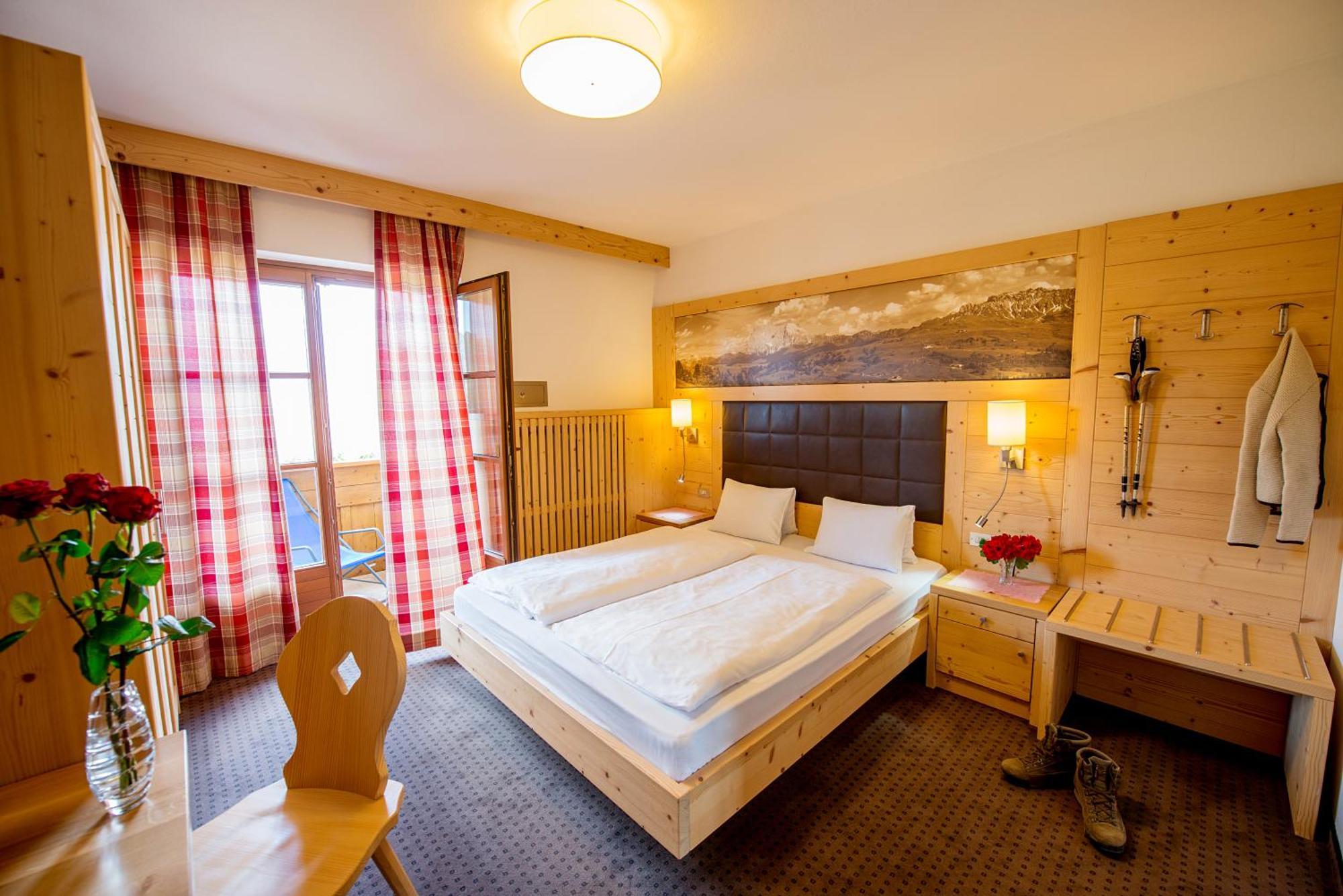 Hotel Garni Doris Kastelruth Zimmer foto
