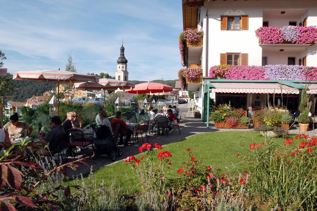 Hotel Garni Doris Kastelruth Exterior foto